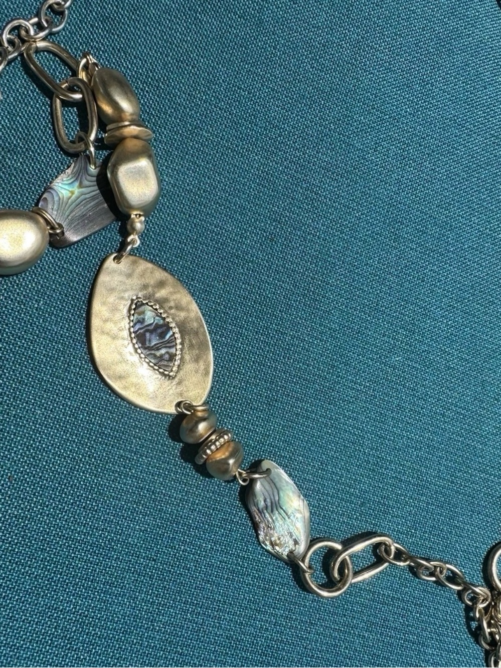 Chico's Medallion Runway Belt Chain Mother of Pearl OS Boho with Lobster Clasp - Picture 5 of 11